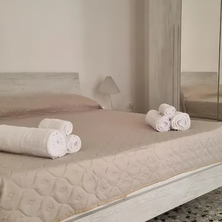 Apartment La Casa Di Rosellina - Flat In Bagnoli - My Place Naples